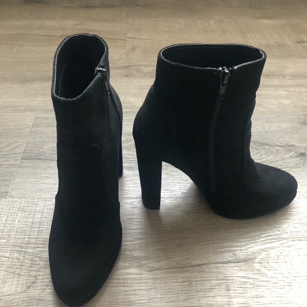 Forever 21 Faux Suede Booties